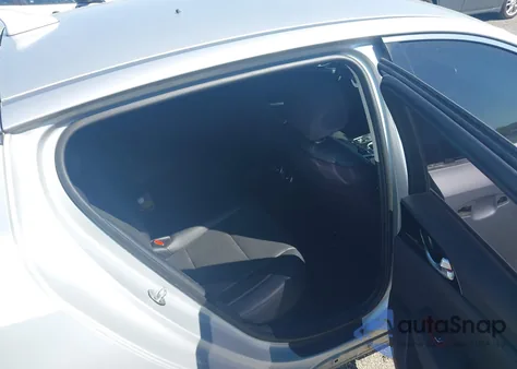 2018 Kia Stinger from USA, damaged, VIN KNAE15LA1J6012819